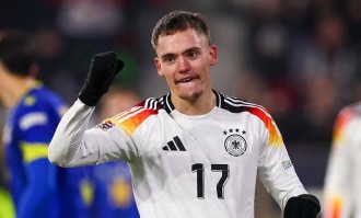 利物浦以14亿欧元签下维尔茨，引发热议，球迷们纷纷称赞操作实力