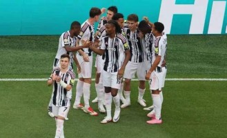 尤文世俱杯4-1大胜！伊尔迪兹梅开二度称雄，球迷点赞无数