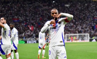 鲁能少帅成功邀请18岁五大联赛锋霸转会，曾德甲梅开二度