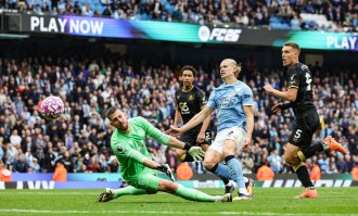 2射1传8球领跑哈兰德仍是最差劲 仅本场就输给2名队友