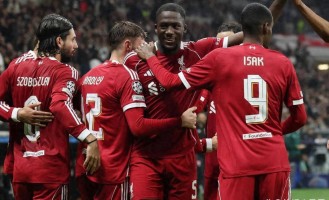 欧冠混战！5队同分，英超崛起，意甲陷低谷，双冠王前景堪忧